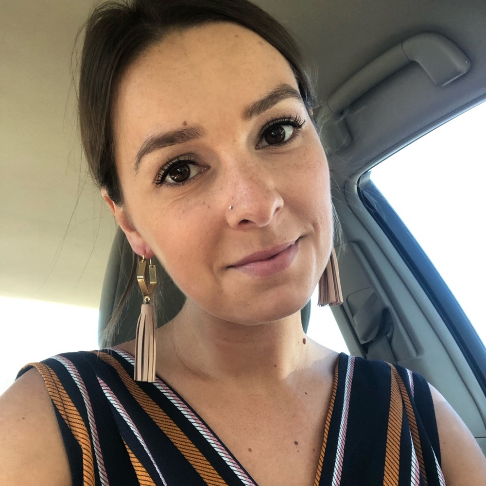 Meet your Posher, Ali